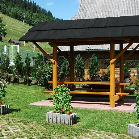 Проживание в семье Goscinne Pod Grapa